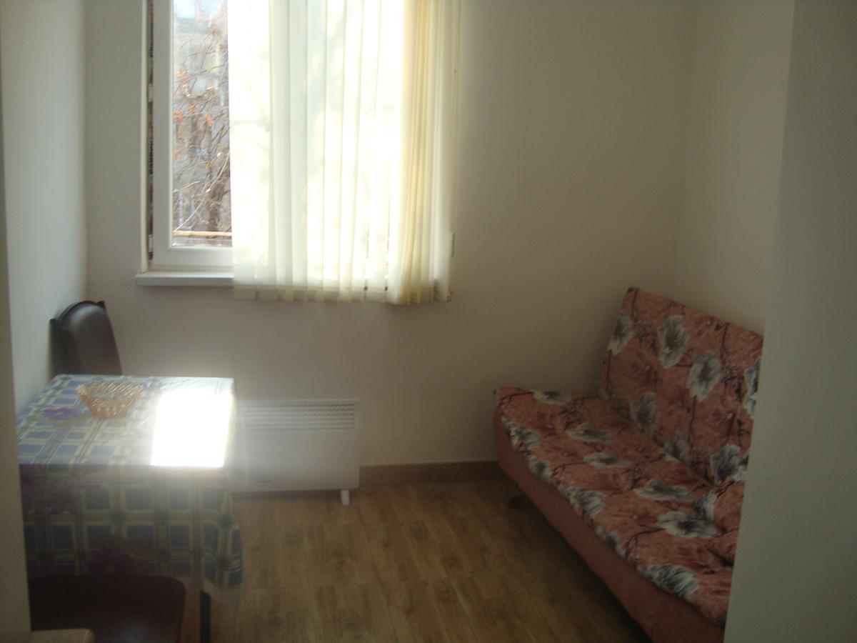 יירבאן Apartments Azatutyan Avenue 9, Кв 19 מראה חיצוני תמונה